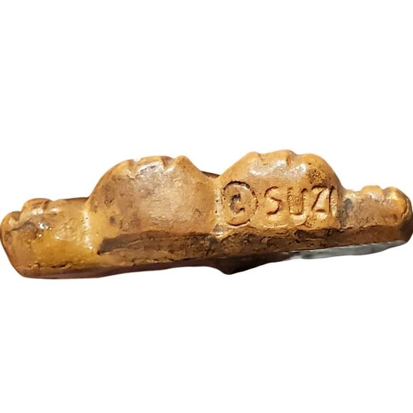 Suzi Skoglund Pin 1.5" Vtg Brooch Blossom Bucket Orange Tabby Cat Signed - Picture 4 of 4